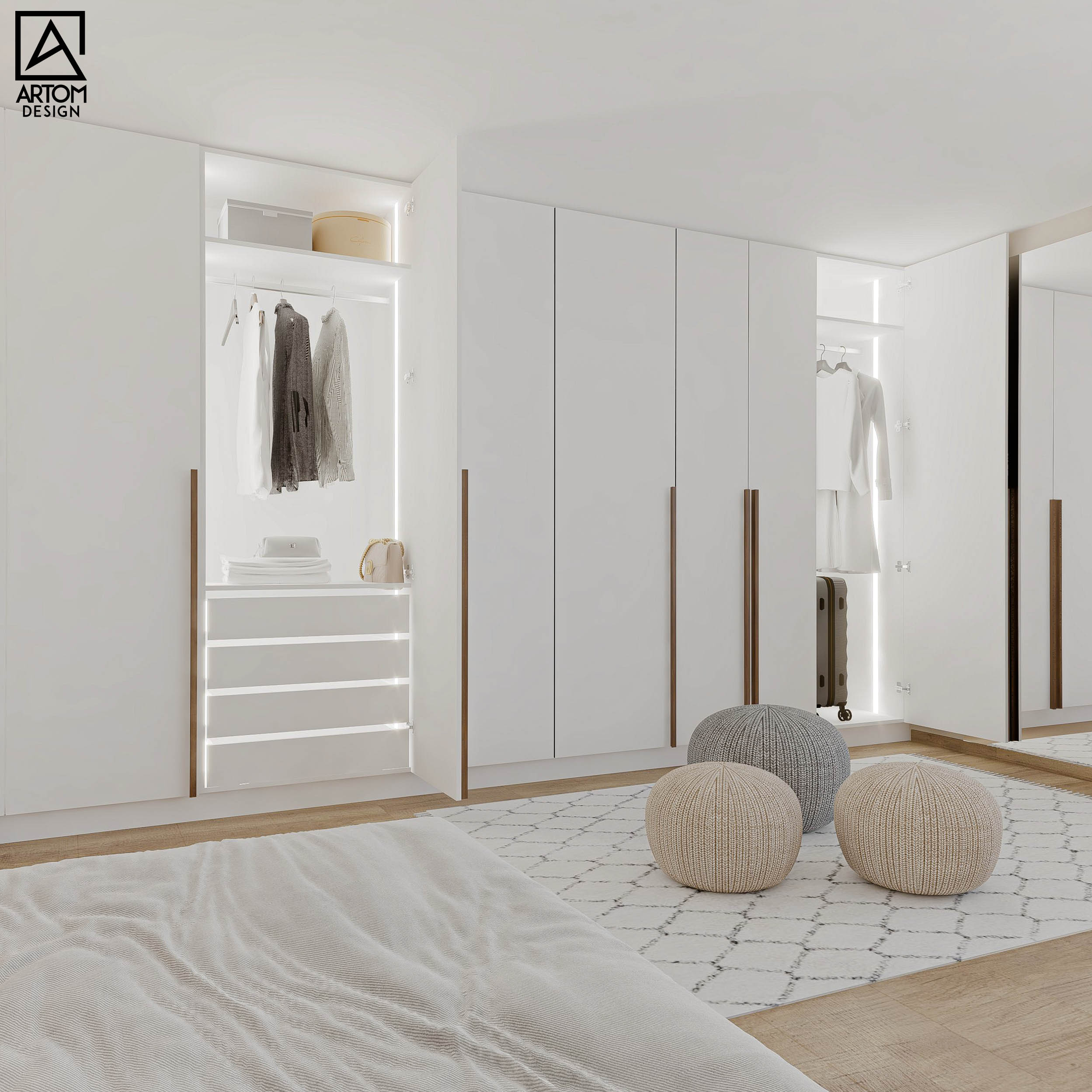 satnikova skrina s led